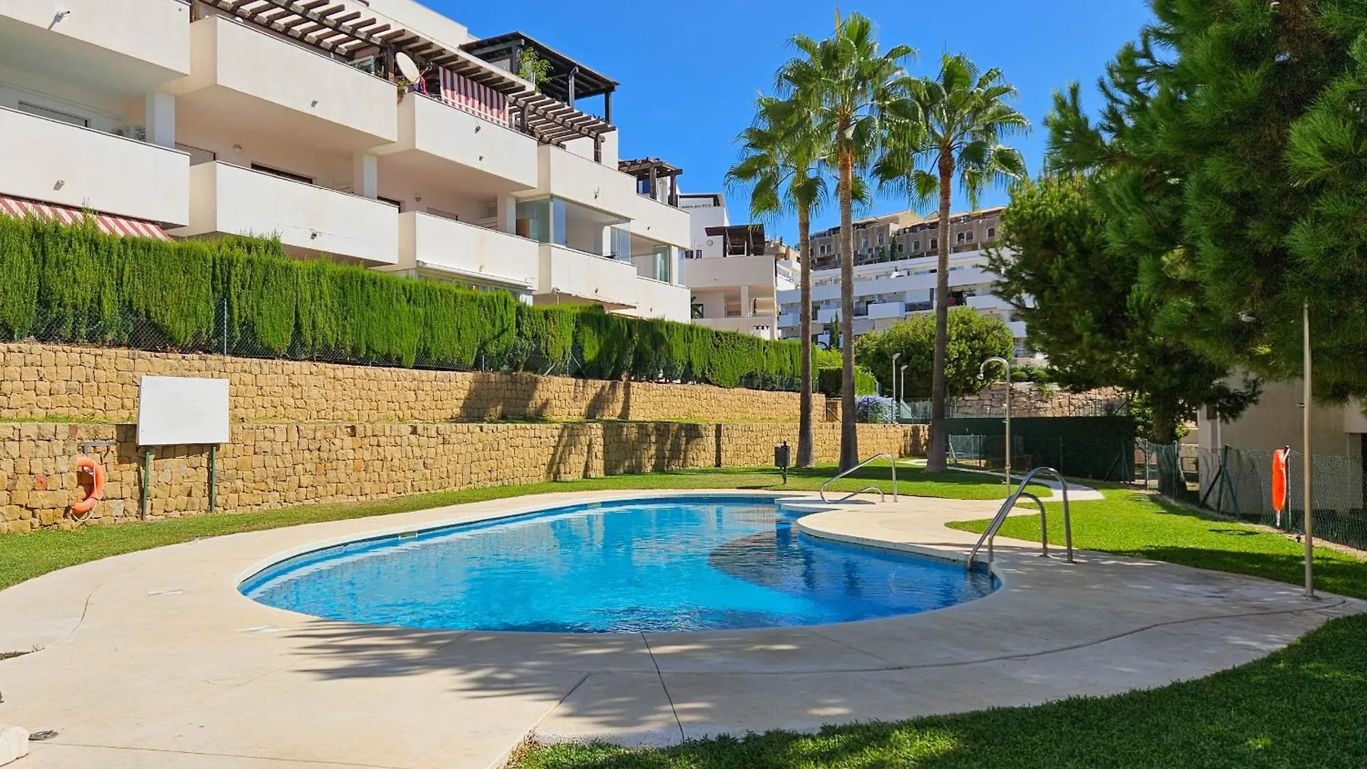 Two Bedroom Apartment In Riviera Del Sol MIJAS COSTA